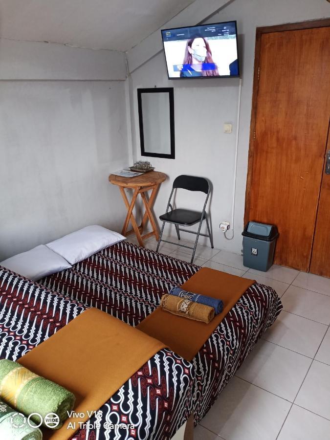 Losmen Fadel Malioboro Jogja Yogyakarta Eksteriør billede